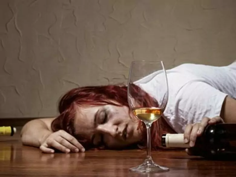 Nadużywanie alkoholu a udar mózgu