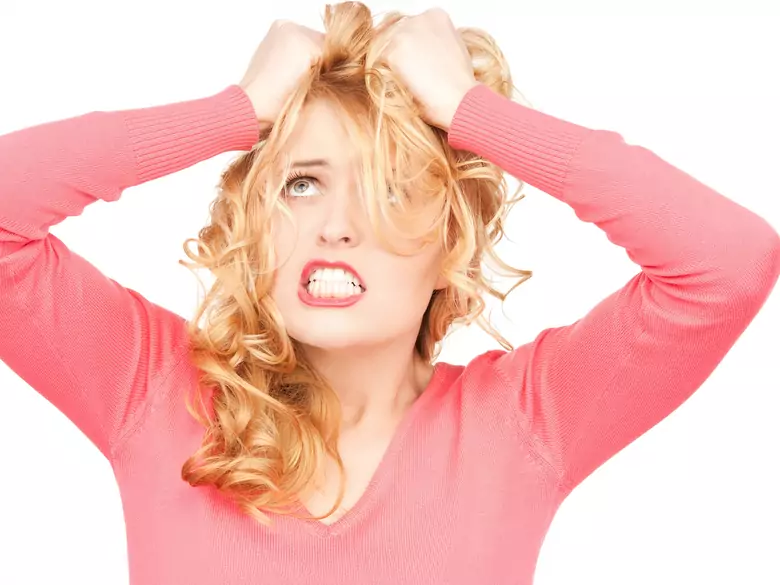 Silne bóle głowy na skutek stresujących sytuacji, zaburzeń nerwicowych - przyczyny, objawy, diagnoza, leczenie