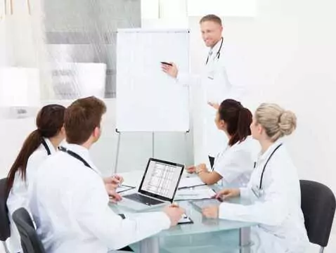 Zanik wieloukładowy i kamptokormia – co to za choroby?